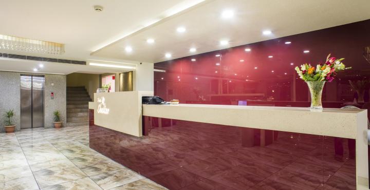 Shelter Hotel Lucknow Exterior photo