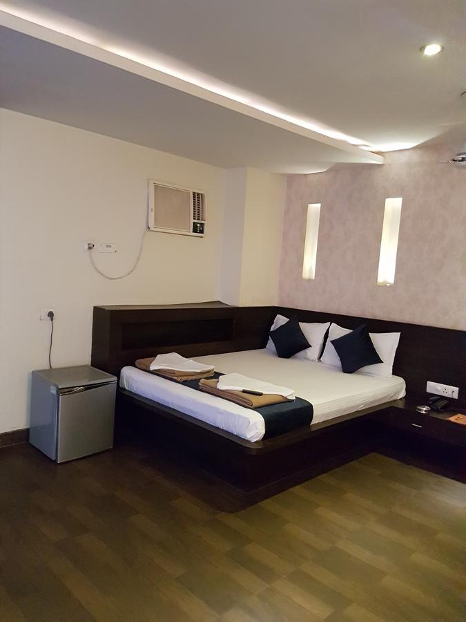 Shelter Hotel Lucknow Exterior photo